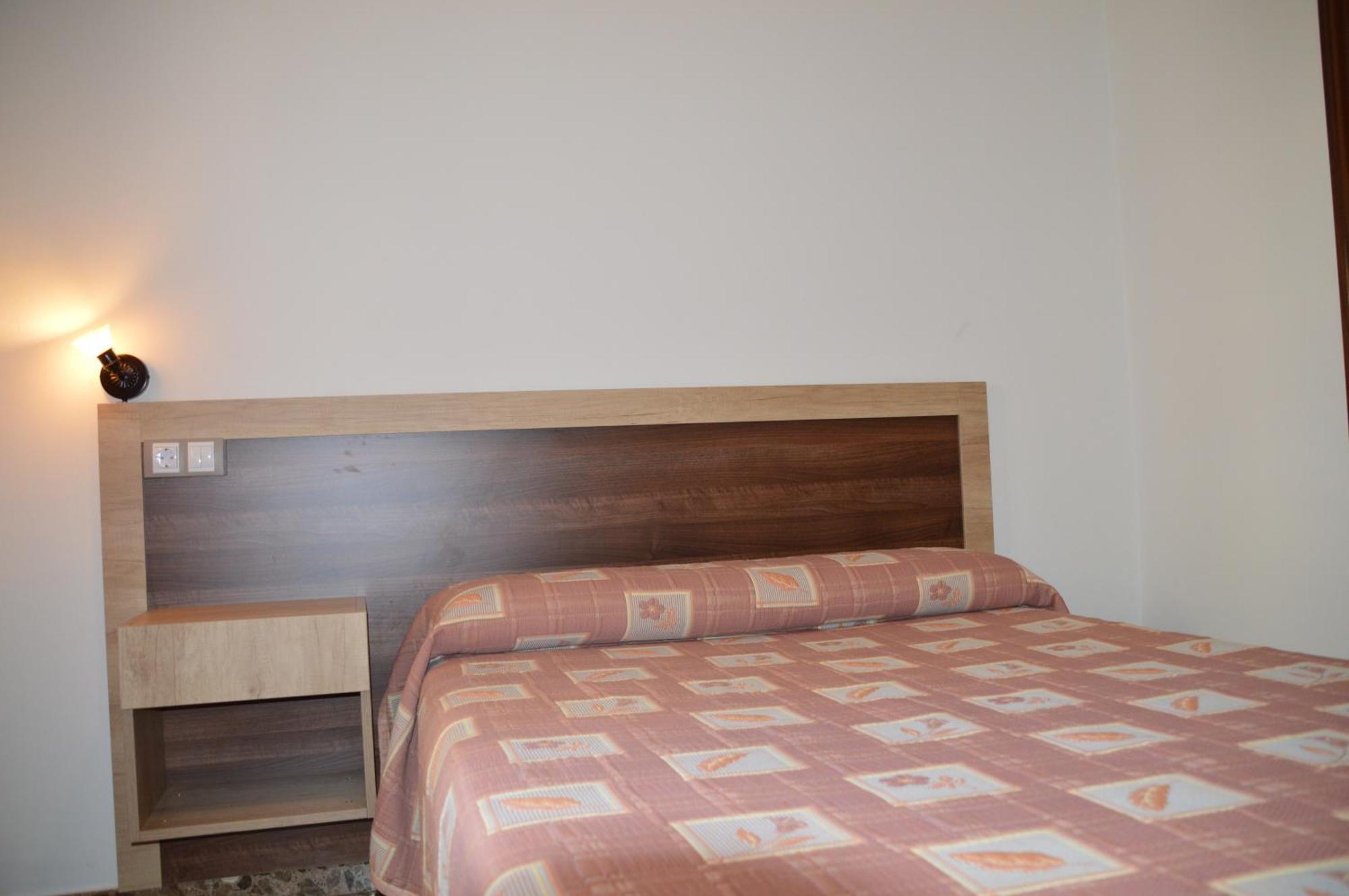 Labella - Hostal Rural Restaurante La Calahorra Zewnętrze zdjęcie