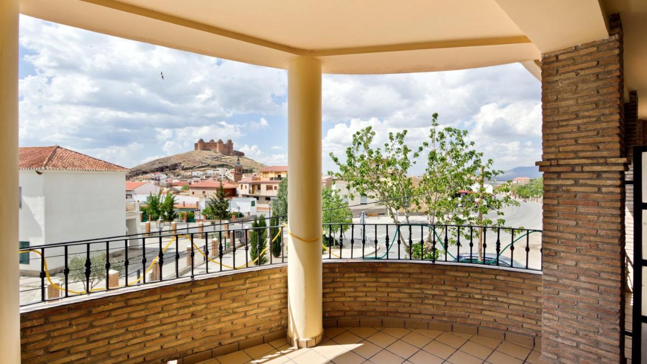 Labella - Hostal Rural Restaurante La Calahorra Zewnętrze zdjęcie