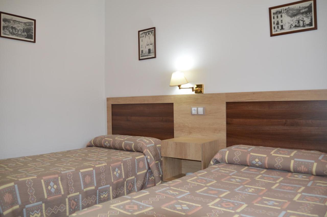 Labella - Hostal Rural Restaurante La Calahorra Zewnętrze zdjęcie