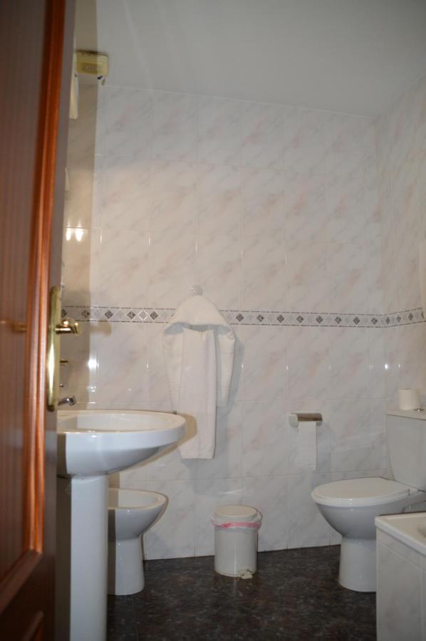 Labella - Hostal Rural Restaurante La Calahorra Zewnętrze zdjęcie