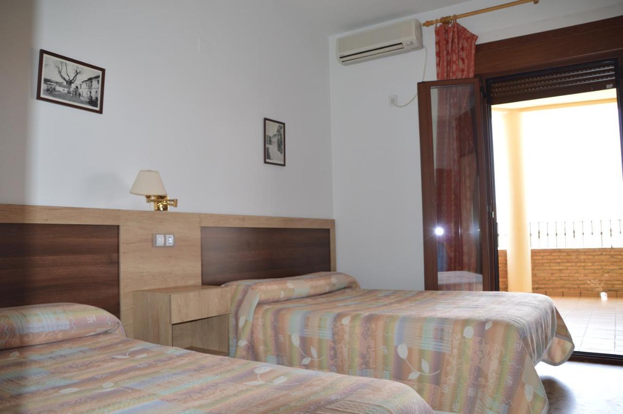Labella - Hostal Rural Restaurante La Calahorra Zewnętrze zdjęcie